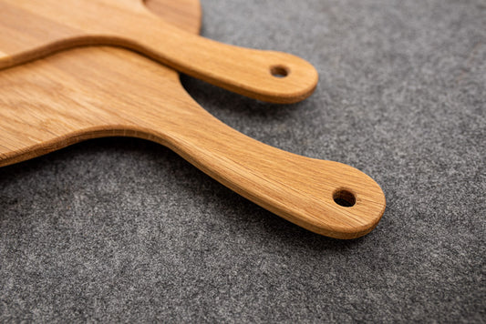 Detailaufnahme Griff vom Pizzabrett.